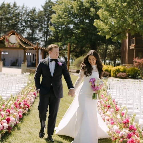 riley-scott-prairie-hill-vineyard-wedding-ashleyxashley-97